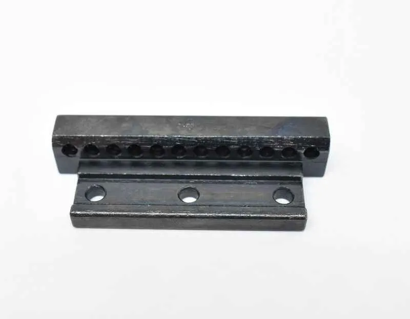 Держатель петлителей 19-4970-0 для 12-ти игольных машин, Тайвань