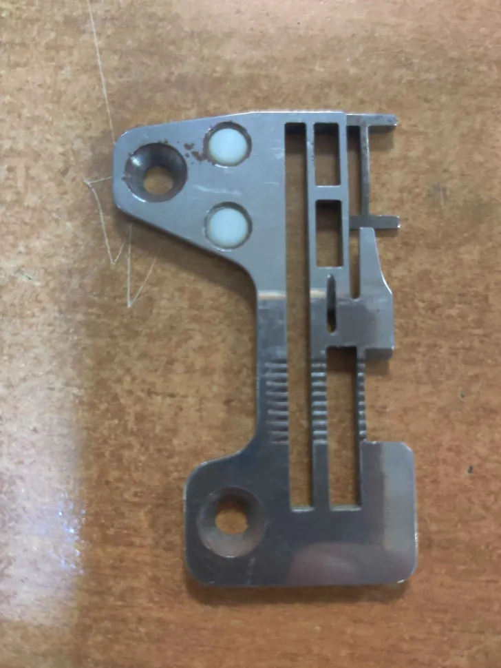 Игольная пластина TP605A32 для оверлоков, Тайвань