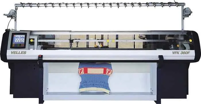 Плосковязальная компьютеризированная трехсистемная машина 7 класса Velles VFK 360F 7G