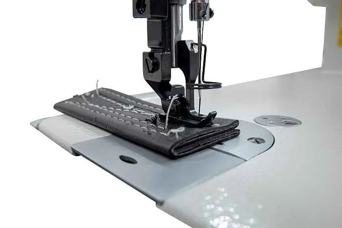 Одноигольная прямострочная швейная машина Mauser Spezial MH1641-E0-CCG