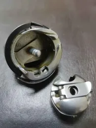 Челночный комплект 84030136/2 для бытовых швейных машин Веритас Veritas, ГДР