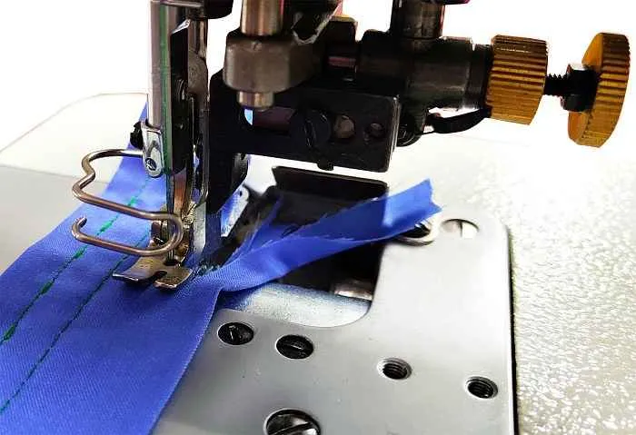 Одноигольная прямострочная швейная машина Mauser Spezial S4-K