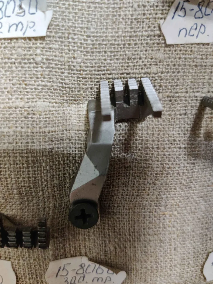 Транспортер 15-8060 для плоскошовных машин, Тайвань