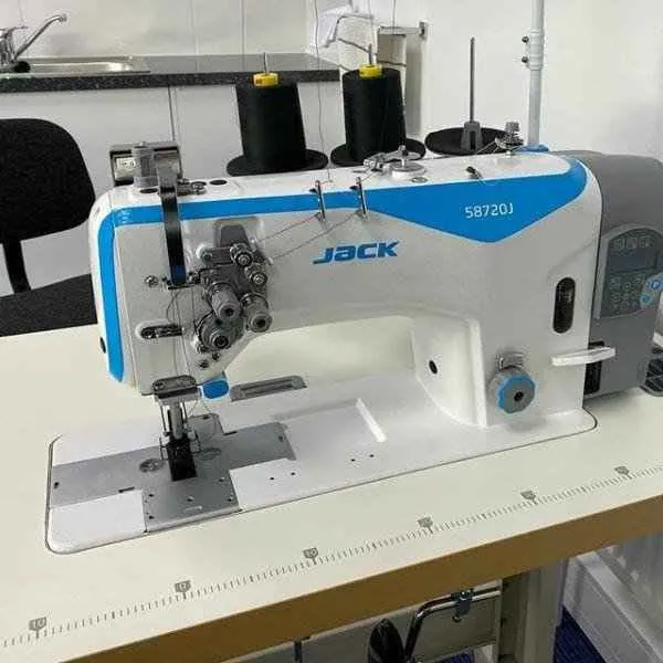 Двухигольная прямострочная швейная машина Jack 58720J-405E