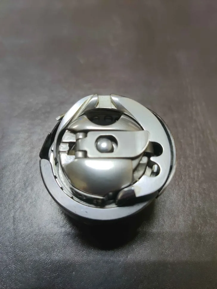 Челночный комплект 84030136/2 для бытовых швейных машин Веритас Veritas, ГДР