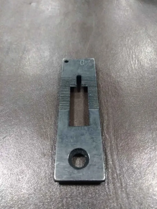 Игольная пластина 114950-001 1/8" (3,2 мм), Тайвань