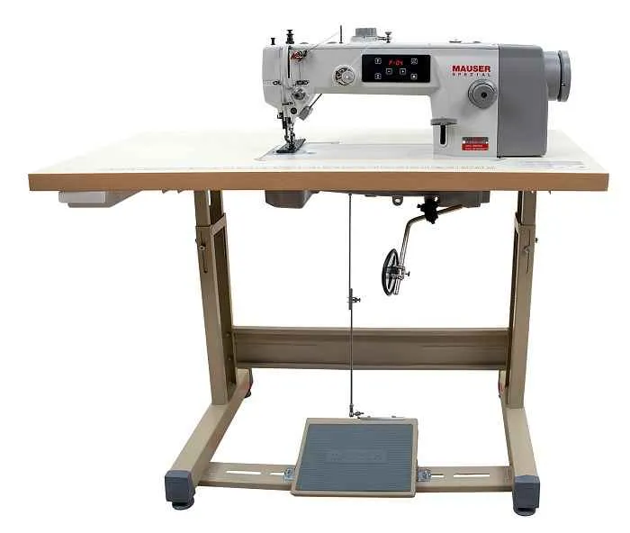 Одноигольная прямострочная швейная машина Mauser Spezial MH1641-E0-CCG