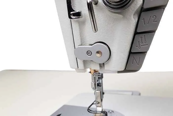 Одноигольная прямострочная швейная машина Mauser Spezial ML8127-CS4-BC