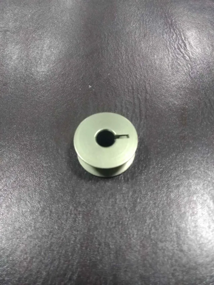 Шпулька WBW-7 металлическая для бытовых швейных машин, Veritas (Германия)